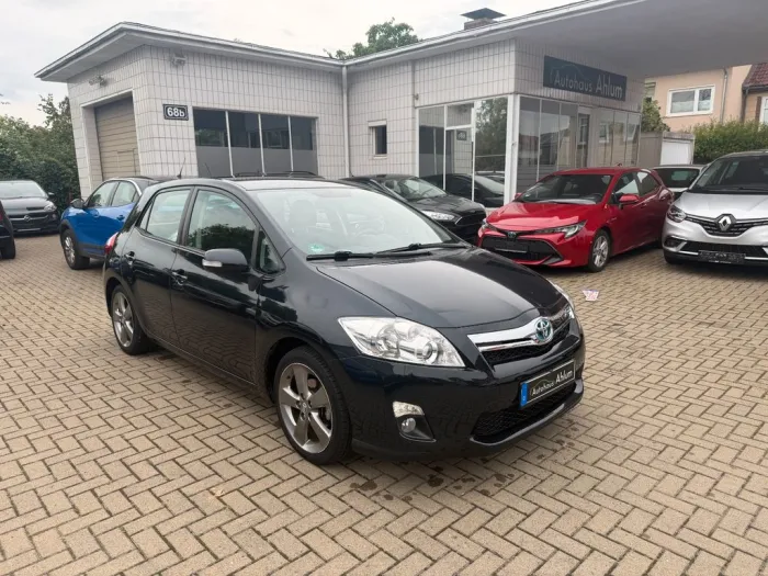 Toyota Auris Hybrid Travel Kamera 8-Fach  Klima Sitzhz
