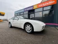 Porsche 944 S2