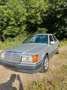 Mercedes-Benz Mercedes w124 260e