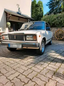 Lada 2107 Limosine 83 PS  1,7 Liter Hubraum