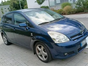 Toyota Corolla Verso 2.2 D-CAT Diesel  7-...