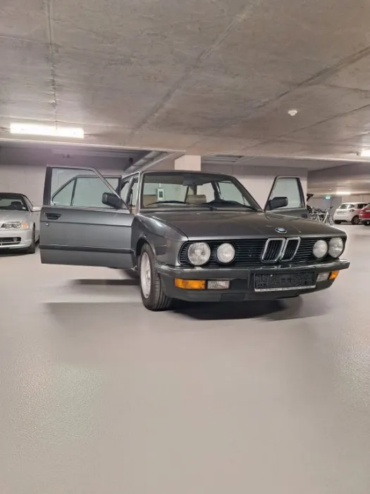 BMW 525 e / ETA