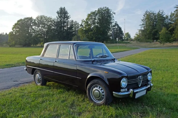 Alfa Romeo Giulia 1300 TI
