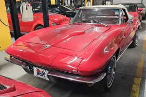 Chevrolet Corvette Sting Ray Convertible