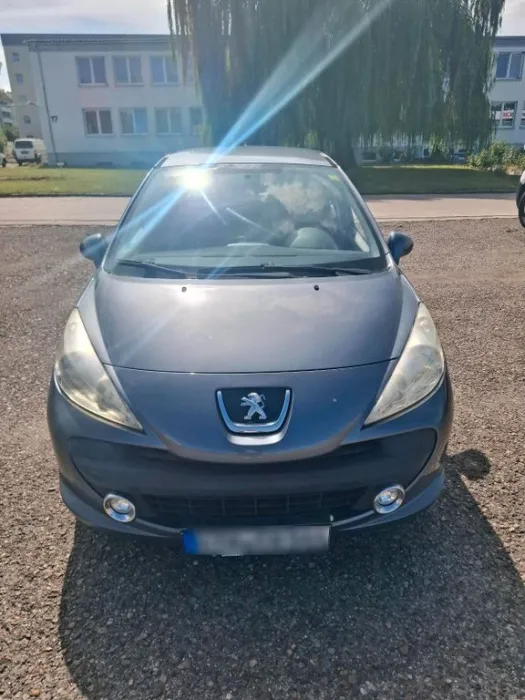 Peugeot 207 Limousine -Top Zustand  TV bis...