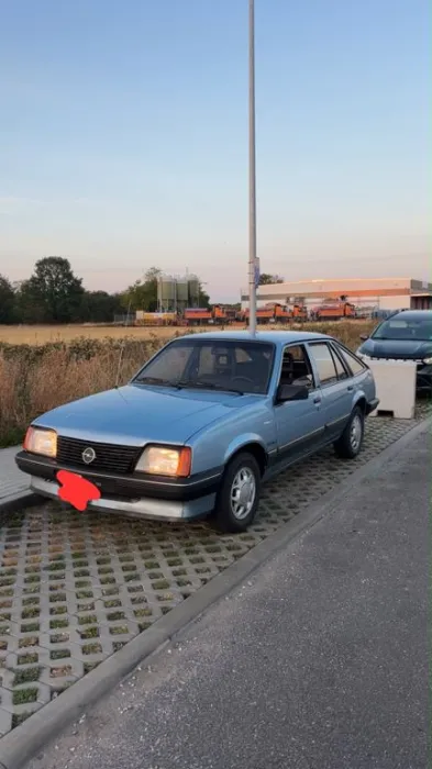 Opel Ascona CC 1.6S 90PS