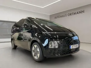 Hyundai STARIA 9-Sitzer 1.6 Hybrid 