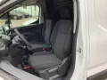 Peugeot Partner 1,5 BLUE HDI / AHK / ALLWETTERREIFEN