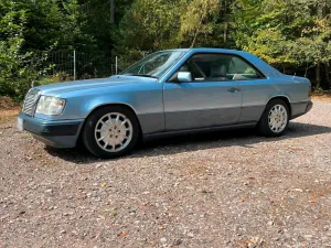 Mercedes-Benz Mercedes 230 CE Coupe, TÜV neu, 12fach ber...
