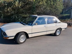 BMW Sehr gepflegter BMW E12 518 von 1978
