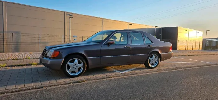 Mercedes-Benz 500SE W140