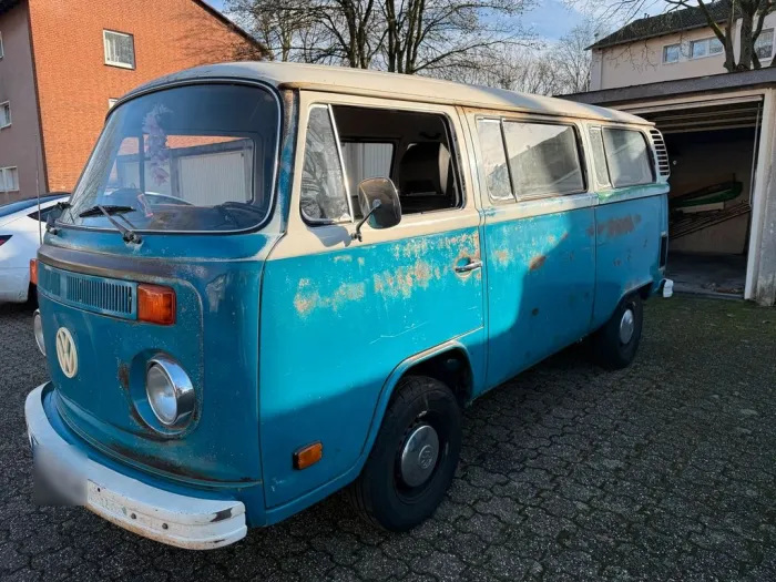 Volkswagen VW T2b Fensterbus