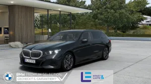 BMW 550e xDrive Tour M Sport -- AHK Pano HUD B&W