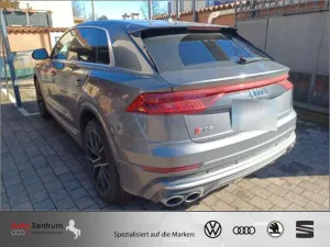 Audi S Q8 TFSI Bang+OL PANO*Luftf*Matrix*Valcona*22''
