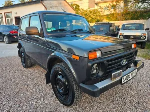 Lada Taiga Lada 4x4*AHK*Klima*TÜV Neu*