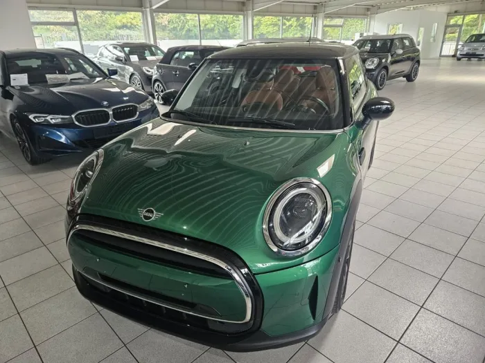 MINI Cooper Classic Trim Steptronic