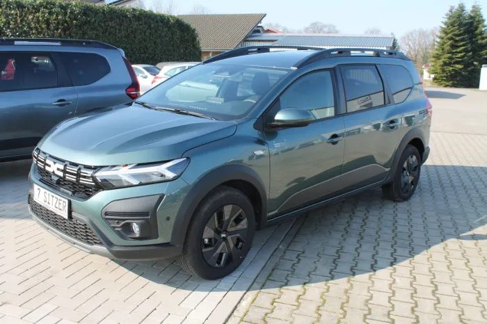 Dacia Jogger Expression 7Sitzer in Grün oder Grau