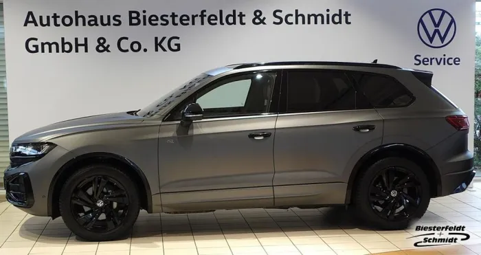 Volkswagen Touareg R-Line 3.0TDI 4M AHK PanoStandh RFK Navi