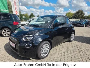 Fiat 500e Red