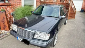 Mercedes-Benz 300 E24