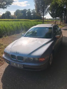 BMW 523i Aspen-Silber mit Gasanlage E39