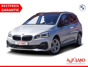 BMW 216i Sport Line LED Navi Sitzheizung PDC Limiter