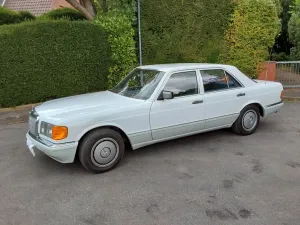 Mercedes-Benz Mercedes 300 SE in gute Hände abzugeben, O...