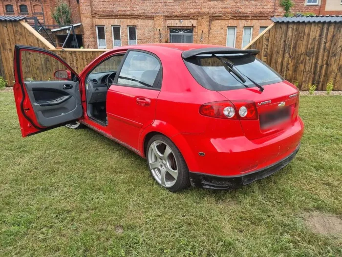 Chevrolet lacetti 1,6 l GAS Anlage, läuft ...