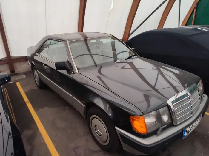 Mercedes-Benz CE 300