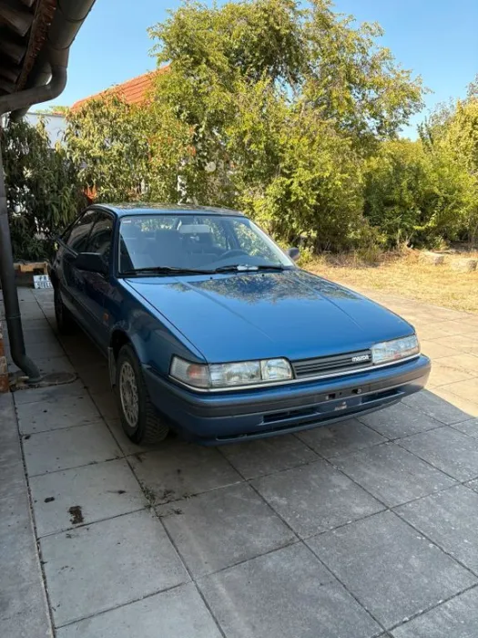 Mazda 626 Fließheck, H-Zulassung, Oldtimer