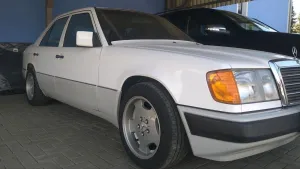 Mercedes-Benz Mercedes 260 E