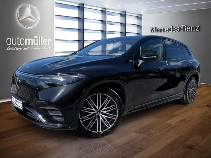 Mercedes-Benz EQS 450 4M SUV AMG AHK Airmatic Pano 7-Sitzer