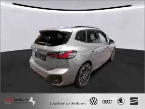 BMW 218i Active Tourer M Sportpaket AHK*PANO*HUD*