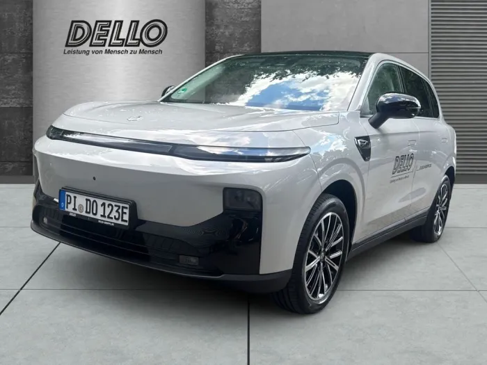 Leapmotor B10 DESIGN PROMAX 160kW 67kWh Panorama Navi Soun
