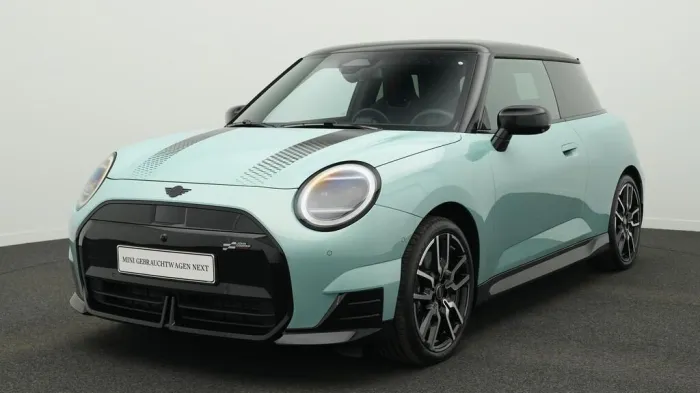 MINI John Cooper Works Trim