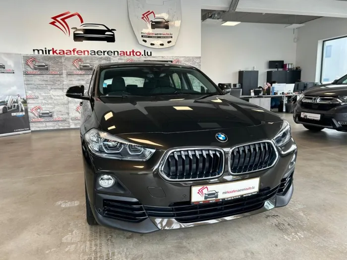 BMW X2 sDrive 18 i**NAVI**SHZ**PDC**