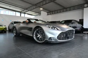 Aston Martin Vanquish Volante Q Satin/Full Carbon/UPE547.000€