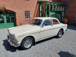 Volvo P 121