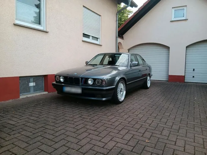 BMW 535i E34 Automatik H-Zulassung Tüv neu
