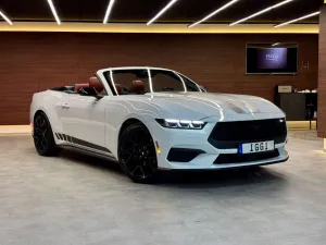 Ford Mustang Cabrio 2.3EcoBoost Premiuim 36m.Garantie