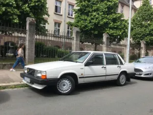 Volvo 744 mit H-Zulassung