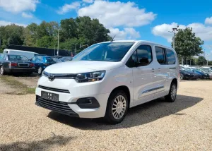 Toyota Proace City Verso Shuttle*Temp*M+S*Klima*SZH*TÜV