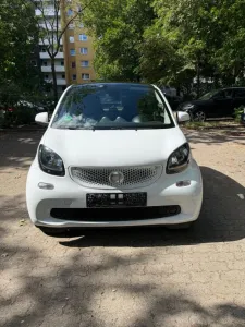 Smart Fortwo 90 PS*PRIME*PANO*NAVI*KAMERA*SHZ