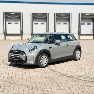 MINI Essential Trim/LED/Sportlenkrad/Klima/DAB