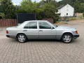 Mercedes-Benz Mercedes Benz W124 320