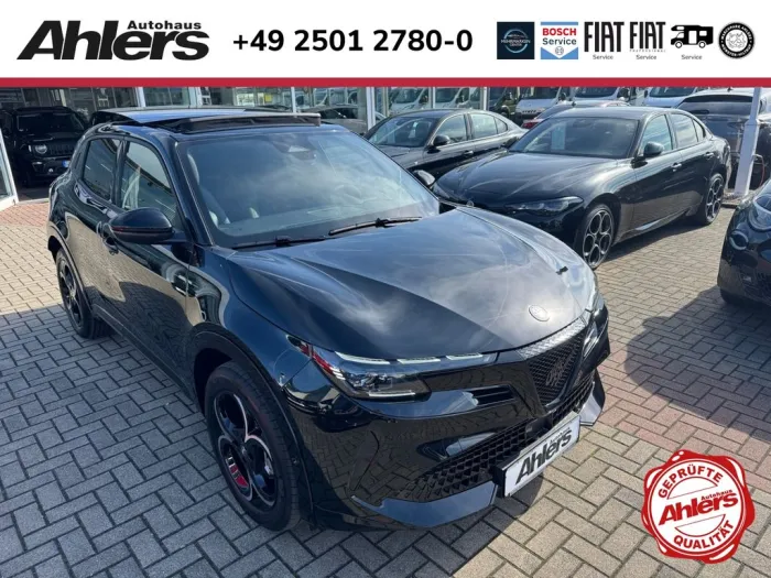 Alfa Romeo Junior Ti Ibrida+SCHIEBEDACH+MATRIX+NAVI+ELSITZE