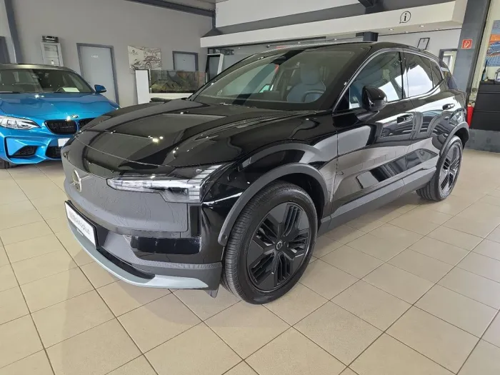 Volvo EX30 Cross Country Performance AWD Ultra WinterP