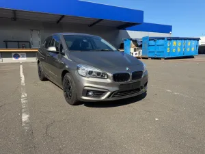 BMW 218 2 Active Tourer 218 i Advantage *Automatik*