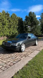 Mercedes-Benz Schöner Mercedes W124 300CE 24V