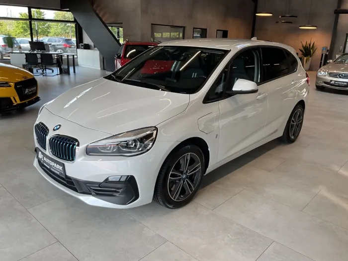 BMW 225xe Sport Line Alu LED Navi PDC Sitzheizung